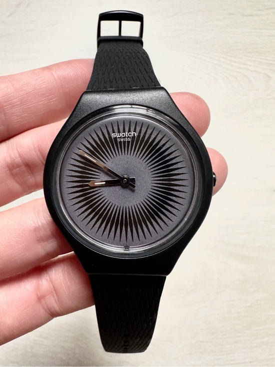 Swatch Accessories - Swatch Ultra Thin New Skin SKINNELLA (SVOB104) Watch Black Unisex Watch